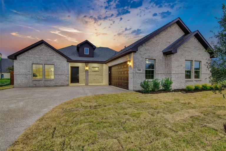 3300 Tradition Court – Rowlett, TX